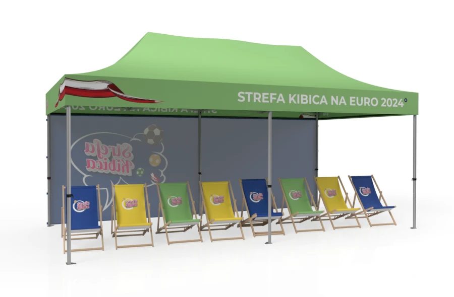 strefa kibica z leżakami