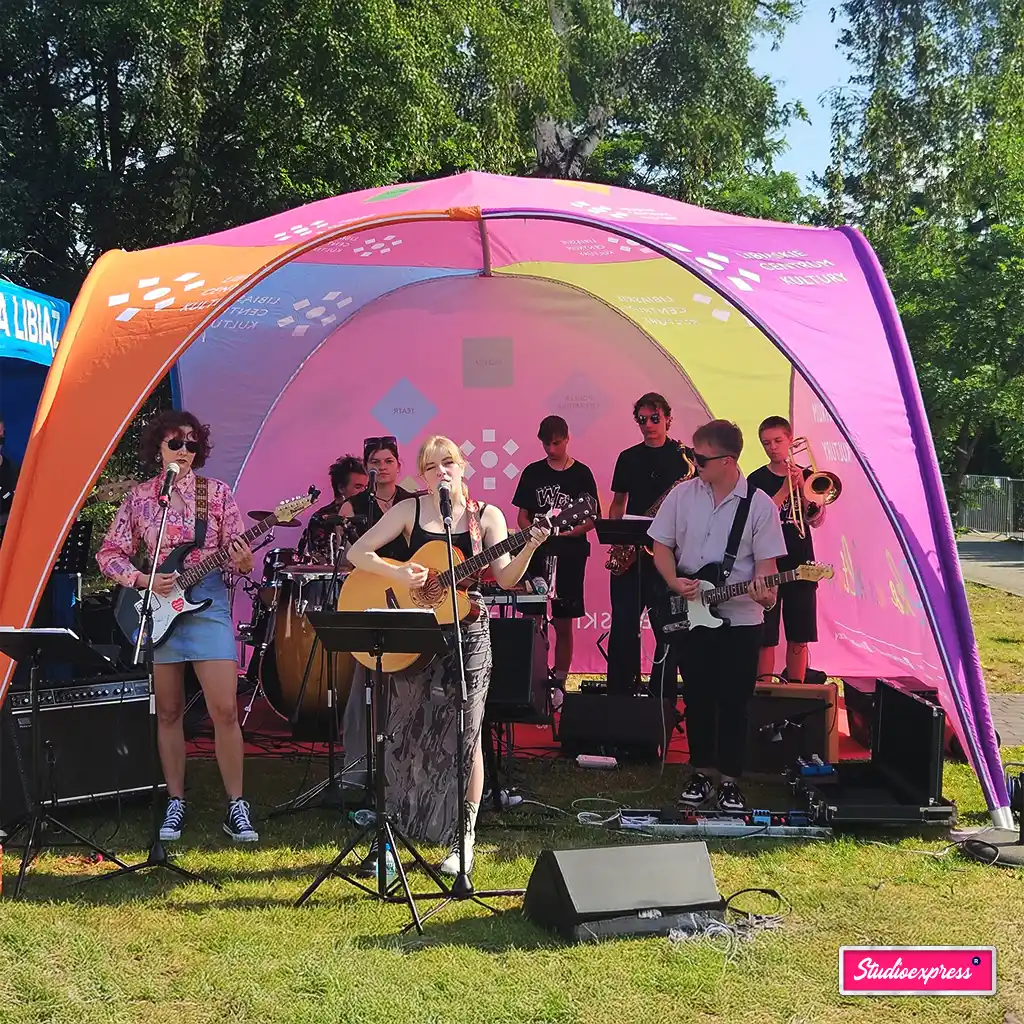 Namiot eventowy Kermit's Place scena koncertowa